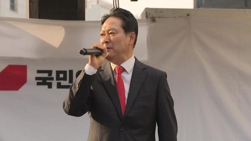 "똘똘 뭉치자" 외친 장동혁...정작 '사분오열' 위기?