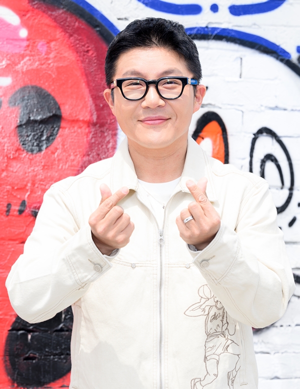 '유퀴즈' 측 "유재석 <b>혼자</b> 녹화, 조세호 후임 논의 중"[공식]