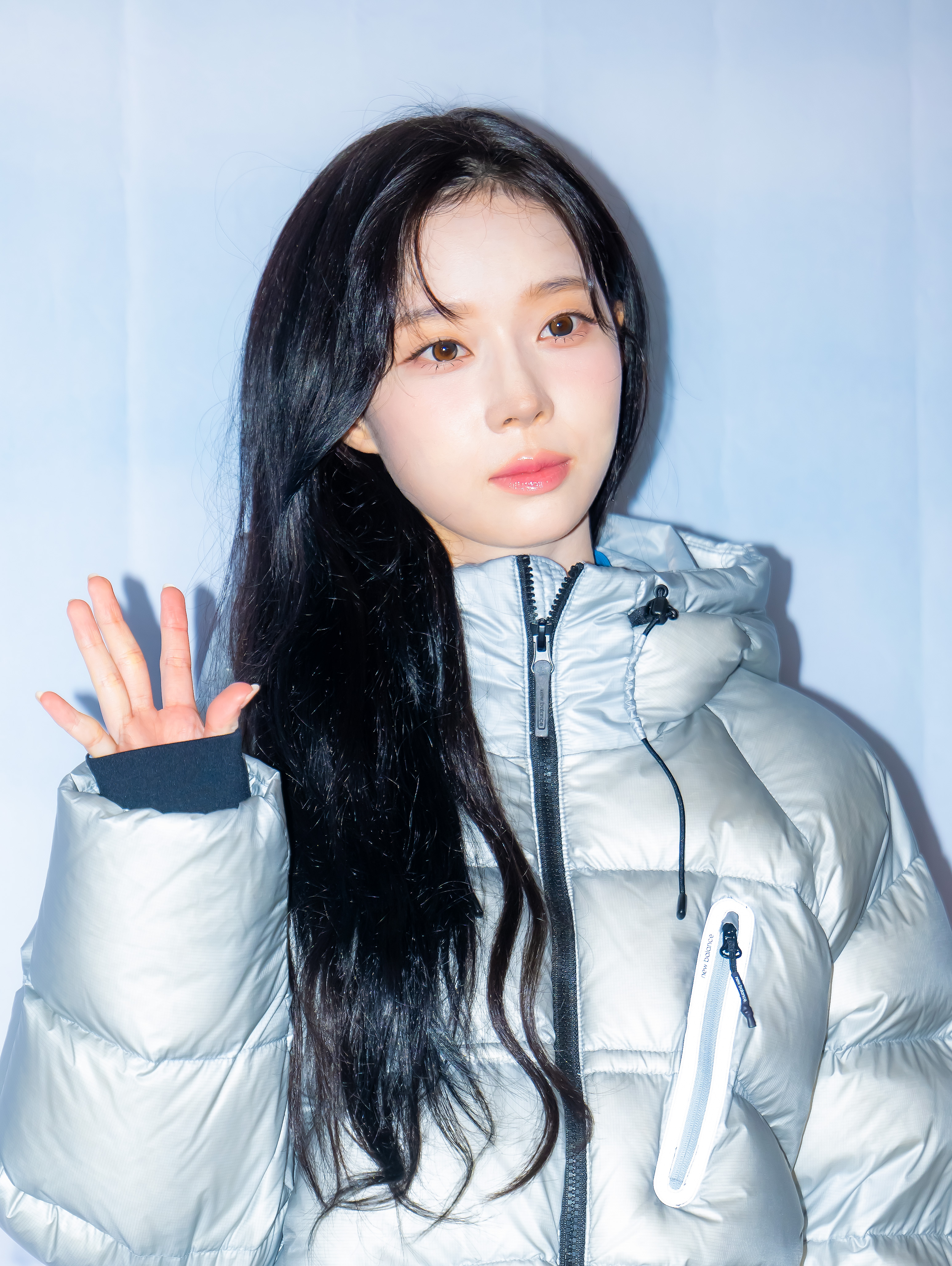 <b>윈터</b> 겨냥한 <b>악플</b> 확산…SM "디시·여시·트위터 등 전방위 <b>대응</b>"