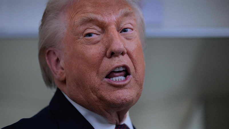 트럼프, 갑자기 한국 관세 25%로? 무슨 일이야?