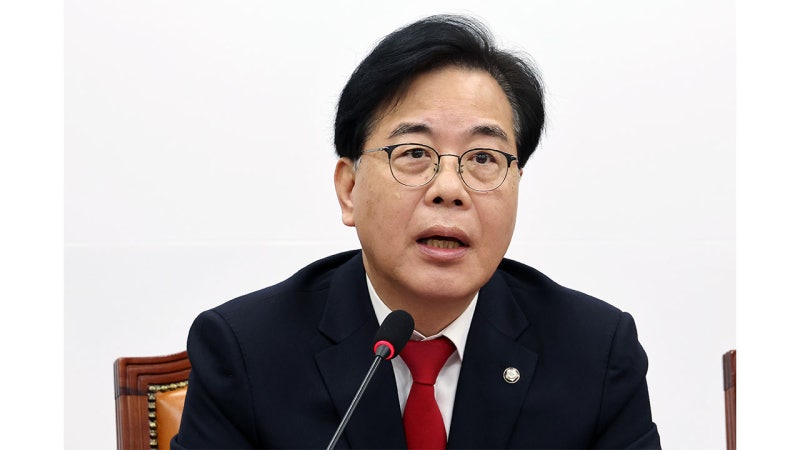 [속보] 송언석 "당 배출한 대통령 유죄 판결에 책임 통감"