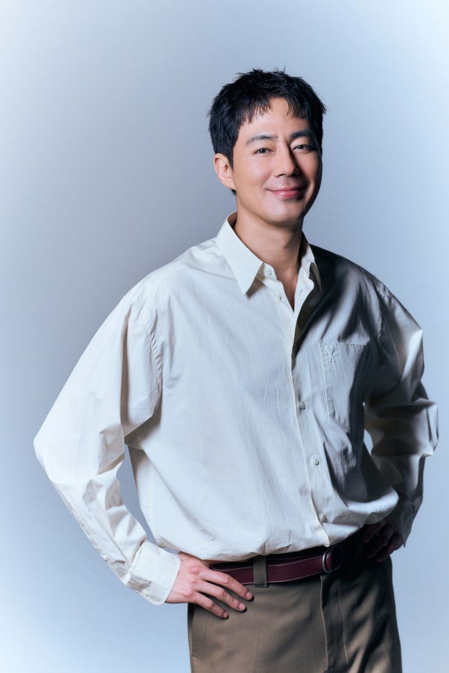 趙寅成自費舉辦《人工情報》特映會展現深情粉絲愛與精湛演技