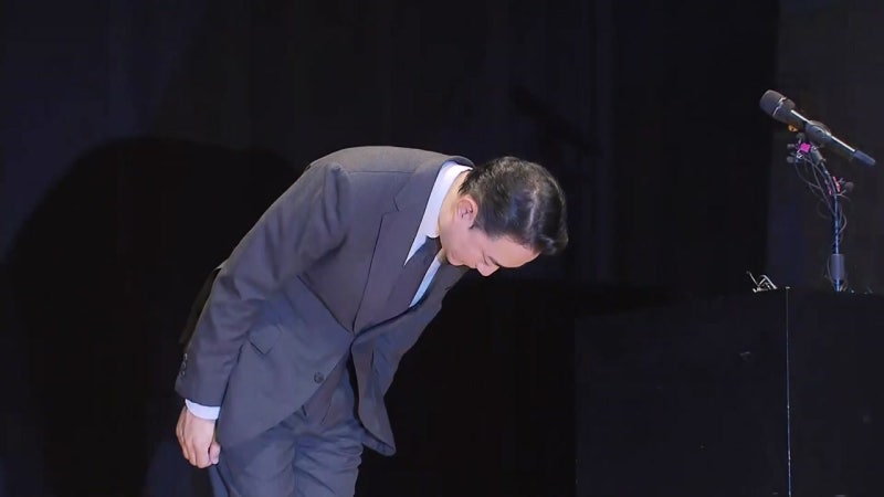 고개 숙인 오너 일가..."JTBC 등 회생 절차 불가피"