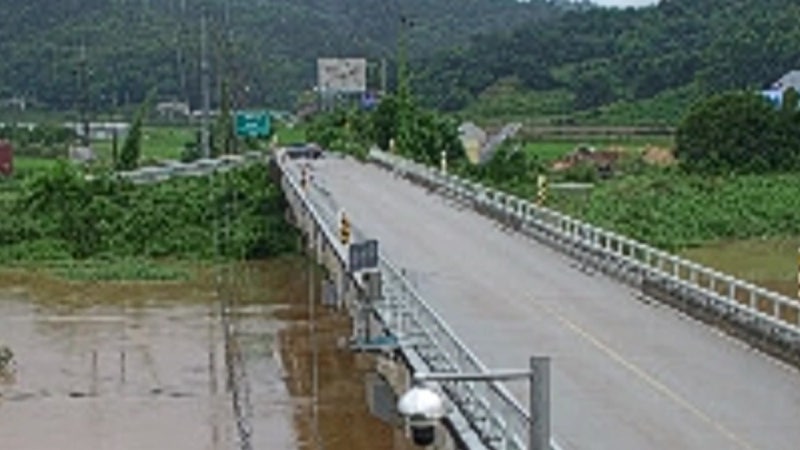 <b>금강</b> 논산천 동성교 지점에 <b>홍수</b>주의보 발령