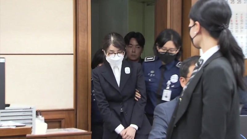 특검, 김건희 <b>대법</b> 선고 <b>연기</b>신청..."윤석열 유죄 판결 반영해야"