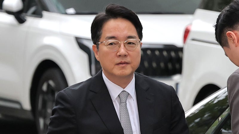 [속보] '계엄 가담 의혹' <b>심우정</b> 전 검찰총장 <b>구속영장 기각</b>