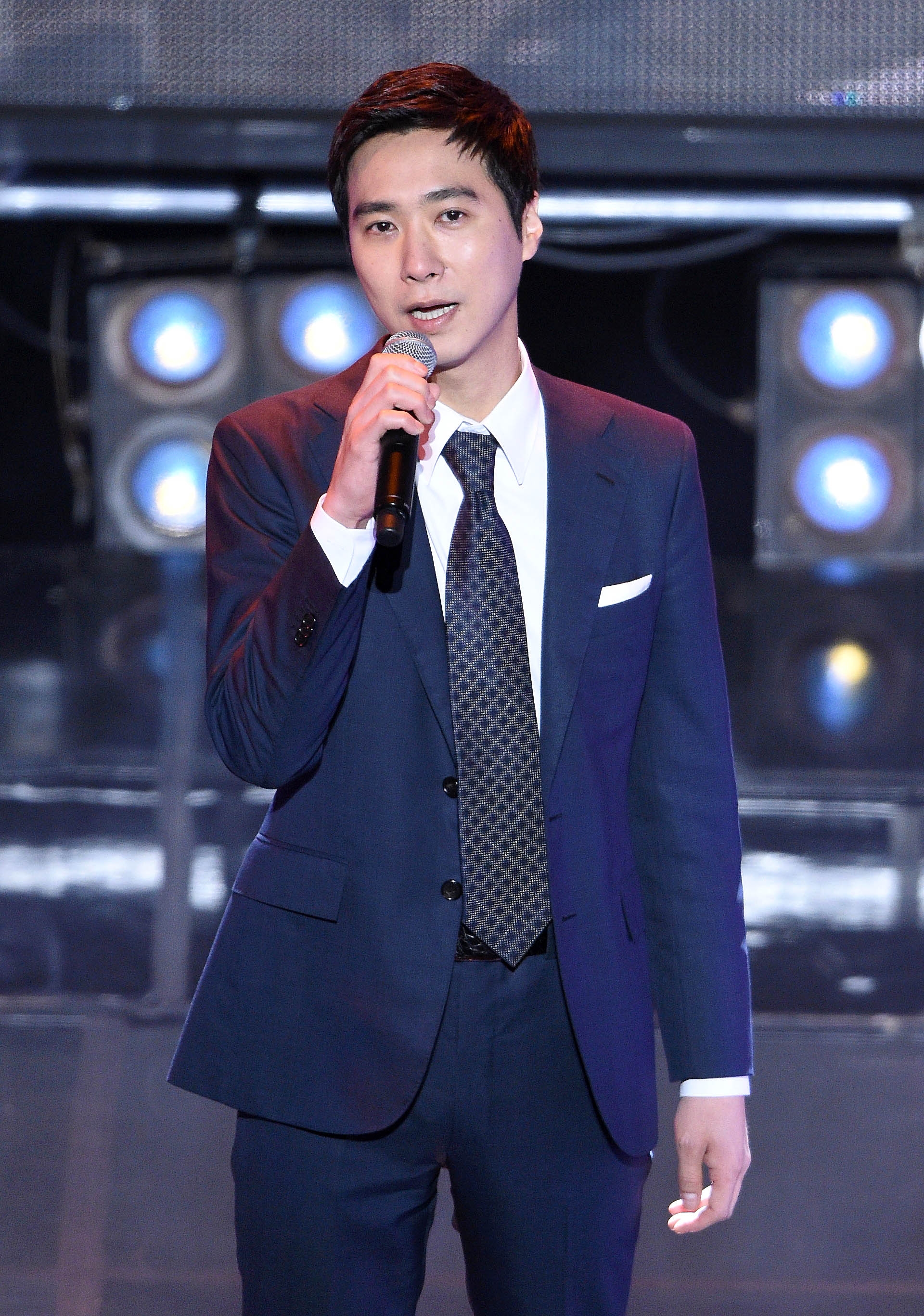 <b>고지용</b>, 2년 전 <b>이혼</b> 사실 공개…"아들 위해 늦게 발표"
