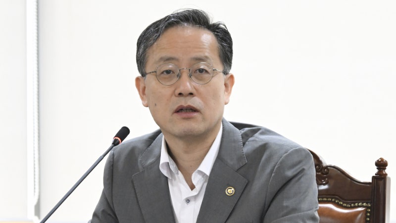 [속보] 이 대통령, 신임 경제부총리 <b>후보자</b>에 이형일 지명