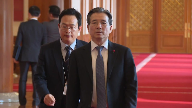 "김용범, 미래에셋 로비 의혹"...사퇴에도 파장 계속