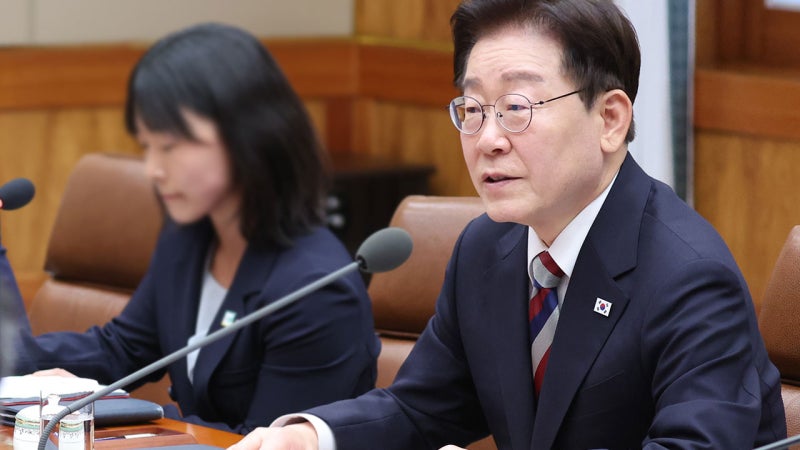 <b>이 대통령</b>, 첫 한·중앙아시아 <b>정상</b>회의 주재...중장기 협력 도모