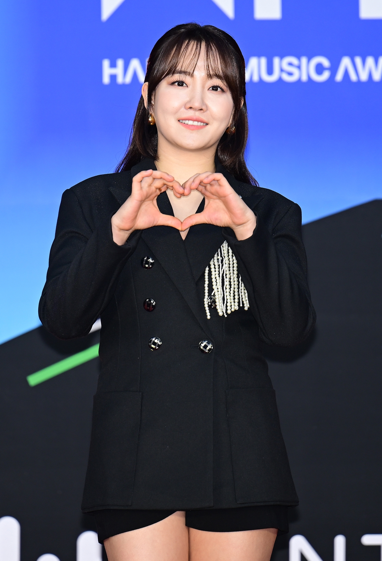 "9억 대 정산금 <b>소송</b>"…가수 <b>윤하</b>, 14년 동행 <b>소속사</b>와 결별