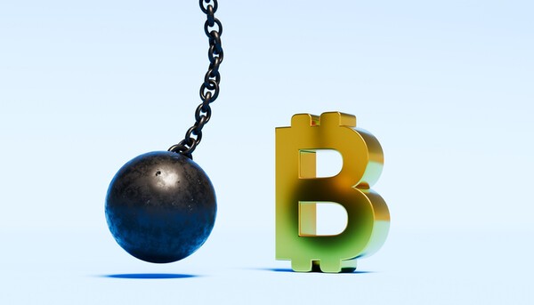 "1억3000만원대로 털썩" 비트<b>코인</b> 하락, 이제 시작?