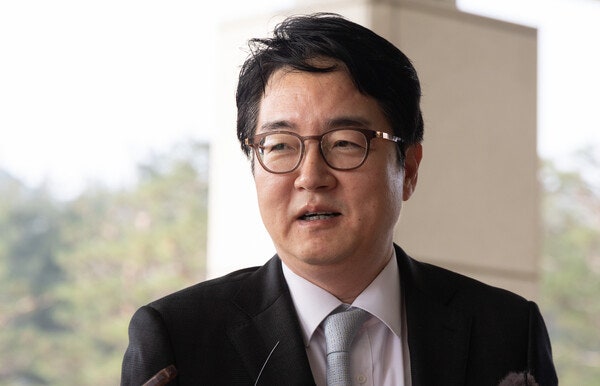 <b>대검</b> "尹 구속취소 <b>즉시항고 포기</b>, 입장 변함 없다"