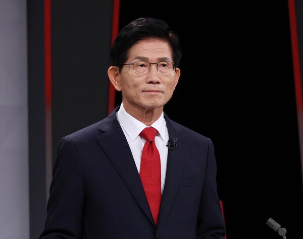 <b>김문수</b> "<b>전한길</b>, 장동혁 지지?...나를 능가할 사람은 없어"