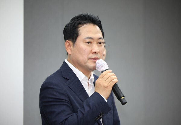 <b>장동혁</b> "<b>영수회담</b>, 제안 오면 검토"… 독대 요구 시사