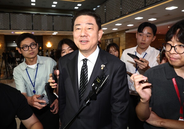 <b>정청래</b> '모르쇠'에 격노한 <b>김병기</b> "공개 사과하라고 해!"