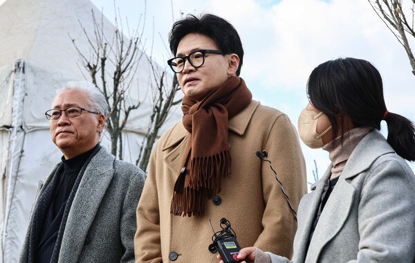 한동훈 "<b>통일교</b>, 다 털어놔라...대통령 할아비라도 못 막는다"