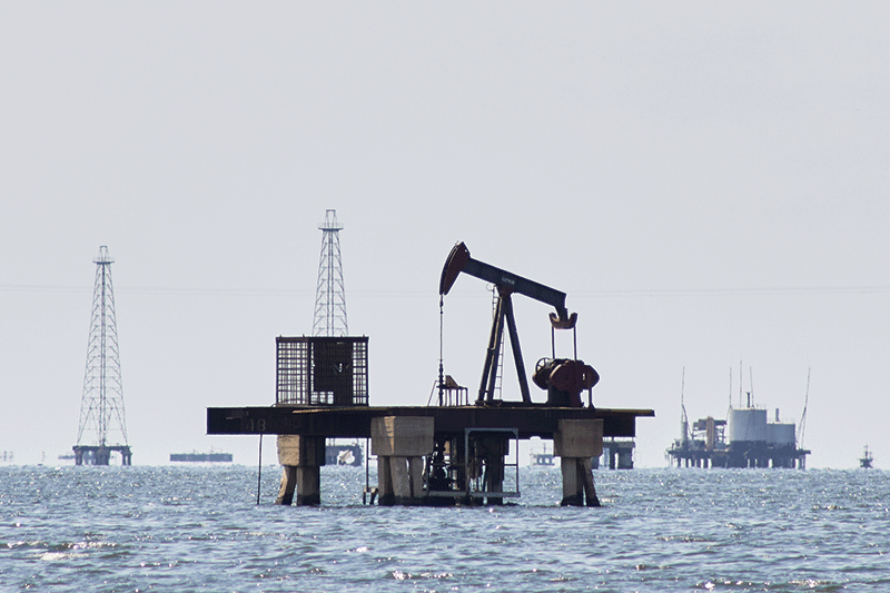 지난 1월 7일 베네수엘라 카비마스에서 가동이 중단된 석유 펌프잭.photo 뉴시스·AP