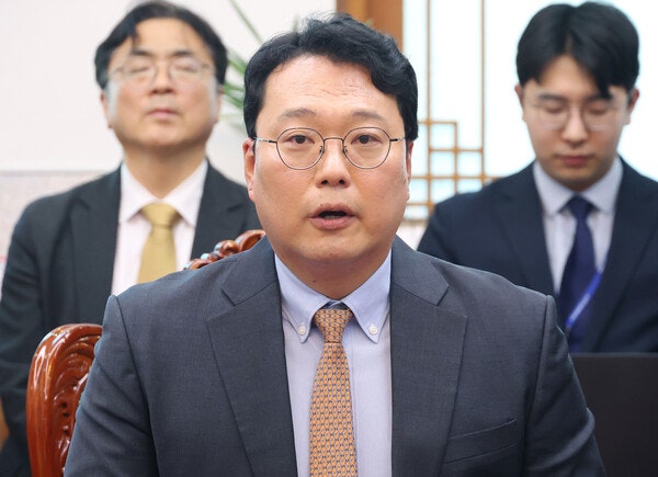 천하람 개혁신당 원내대표가 19일 오후 서울 여의도 국회에서 열린 초당적 개헌추진을 위한 제정당 연석회의에서 발언하고 있다. photo 뉴스1