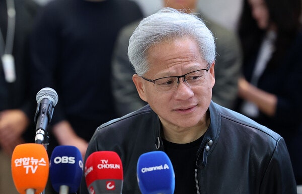 젠슨 황 "증시 급락? 기뻐해야…더 저렴한 가격에 살 기회"