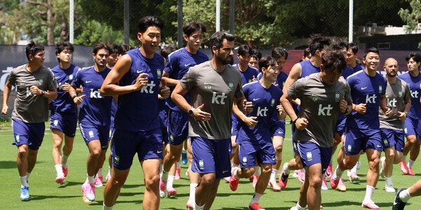 <b>멕시코전</b> 앞둔 홍명보호 훈련장에 수상한 드론…조종자 2명 도주