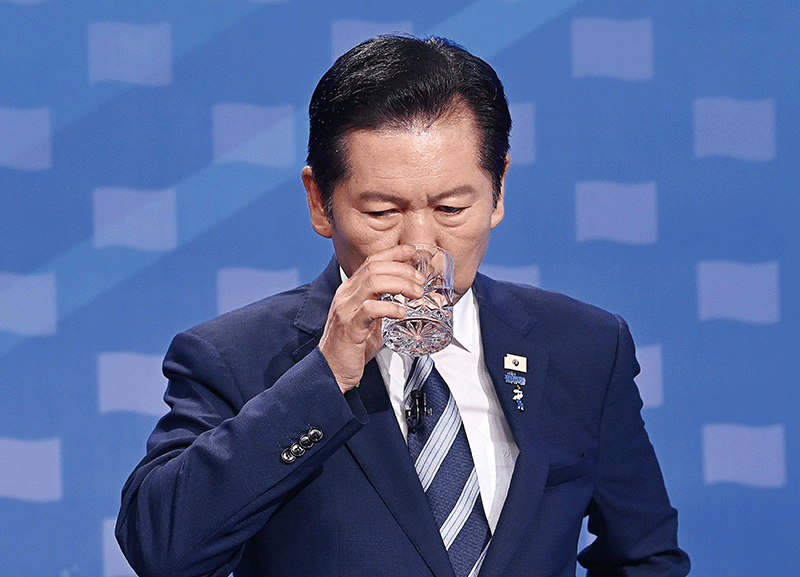 與 뒤흔든 '신천지 연루설'…<b>전당대회</b> 끝나면 없던 일 되나