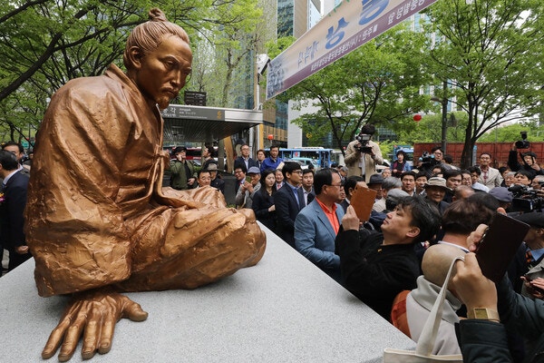 "임진왜란 후손도 찾아줄 건가"…<b>동학농민</b>혁명 유족에 연 120만원 논란