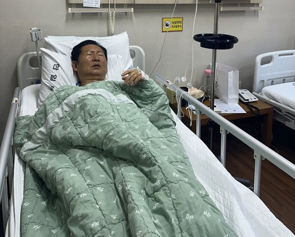 '연임 실패' <b>정청래</b>, 의외의 <b>근황</b>…"3일째 물 한 모금 못 마셔"
