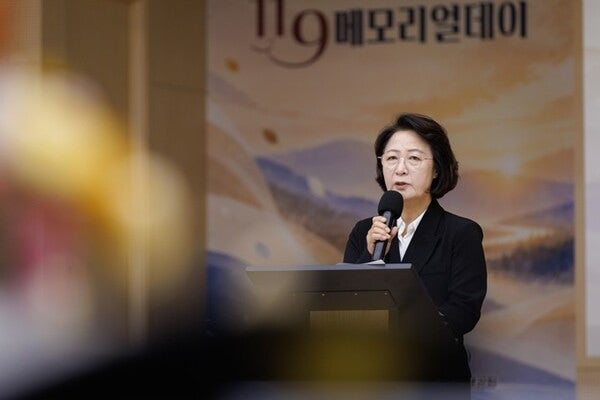 추미애 소방 빨대 발언 논란과 순직 소방관 추모행사 예산 축소 배경 관련 사진