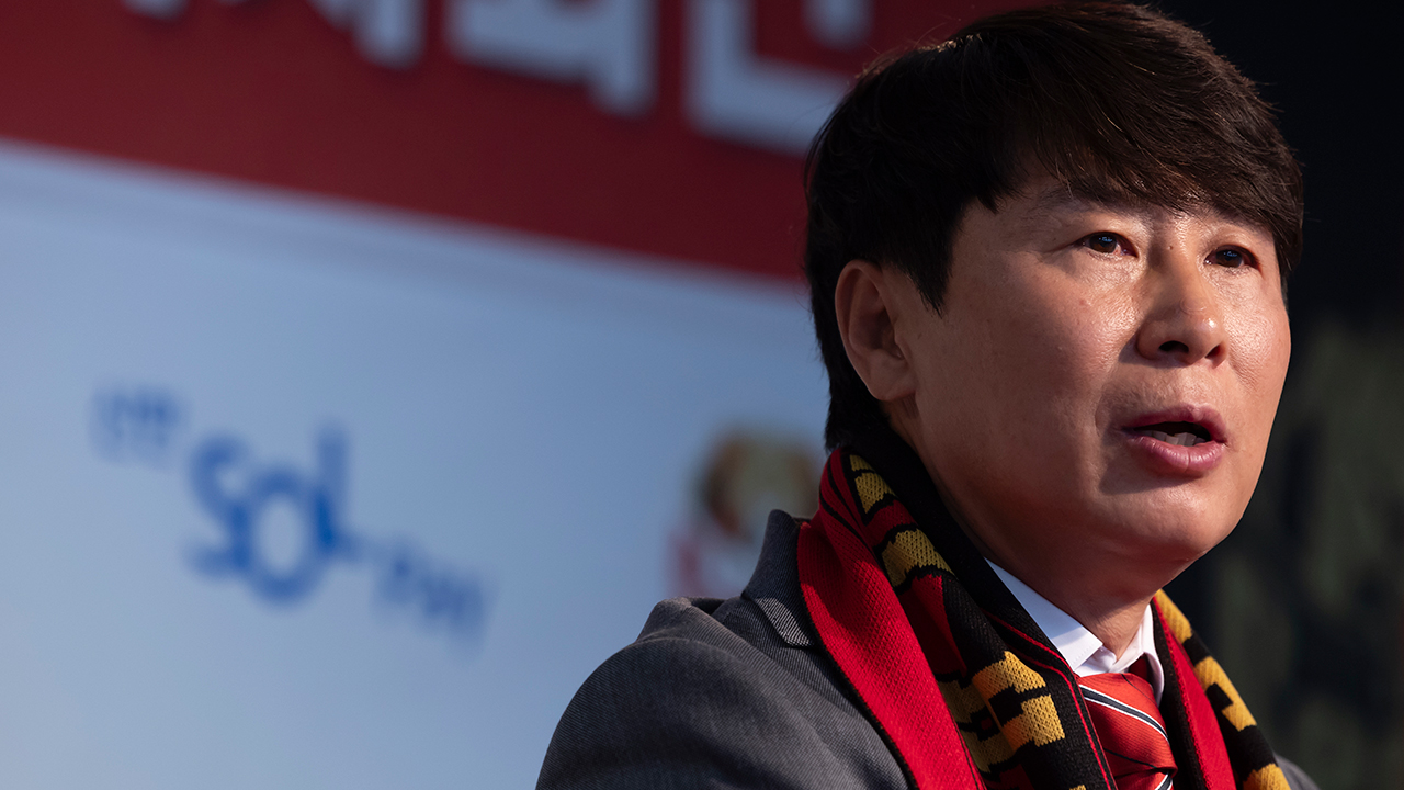 <b>김기동</b> <b>서울</b> 신임 <b>감독</b> "우승 자신 있다"