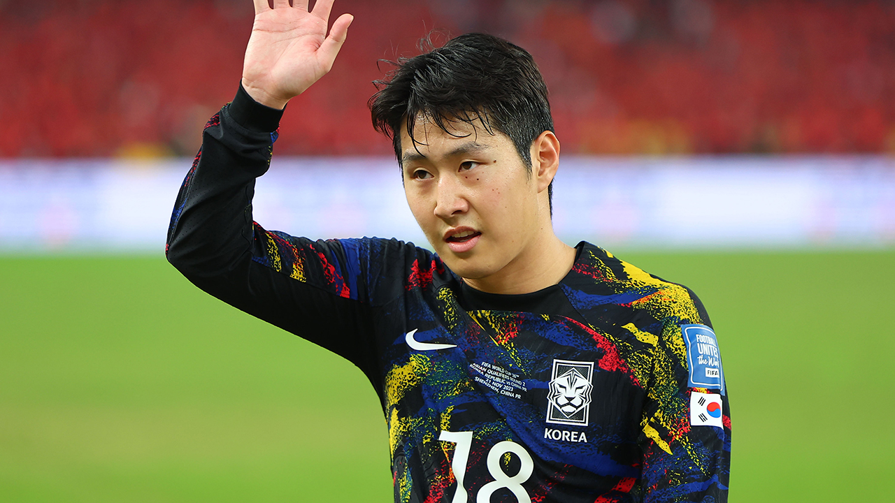'<b>이강인</b>, <b>박지성</b> 후계자 될까'…AFC 아시안컵 <b>영스타</b>로 주목