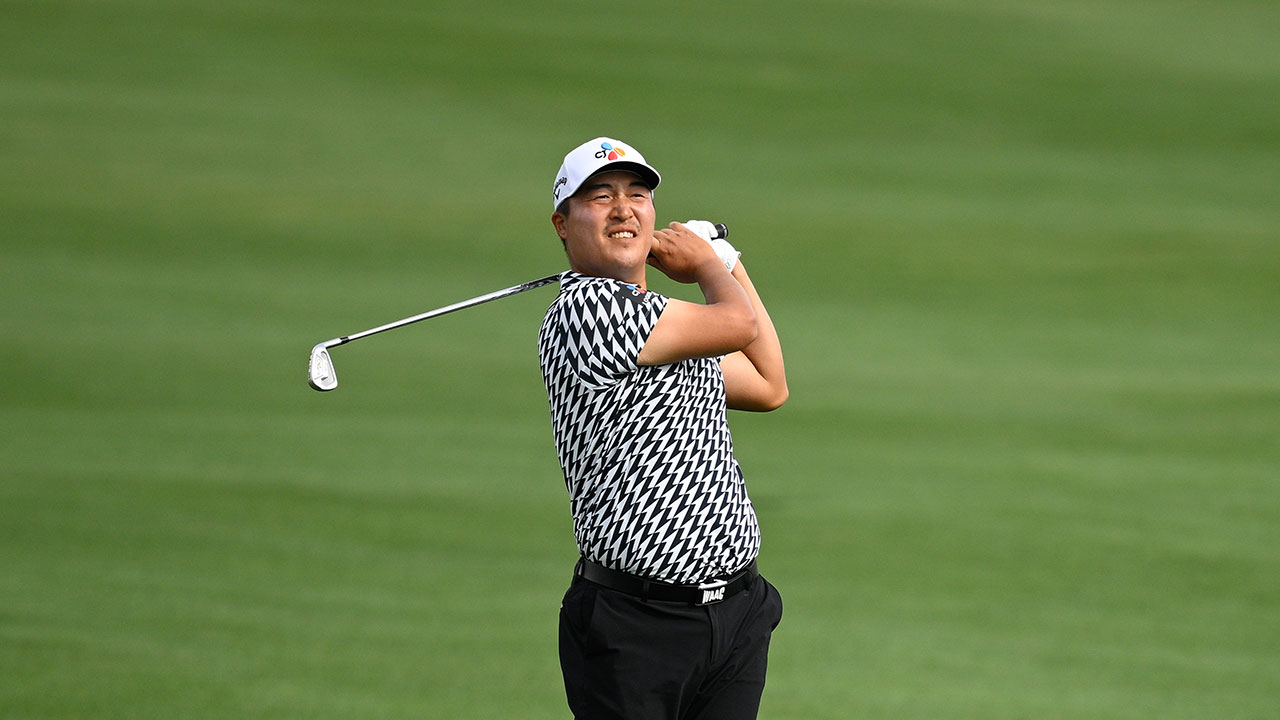 <b>이경훈</b>, PGA 투어 아메리칸 익스프레스 2R 3위…<b>김시우</b>는 5위