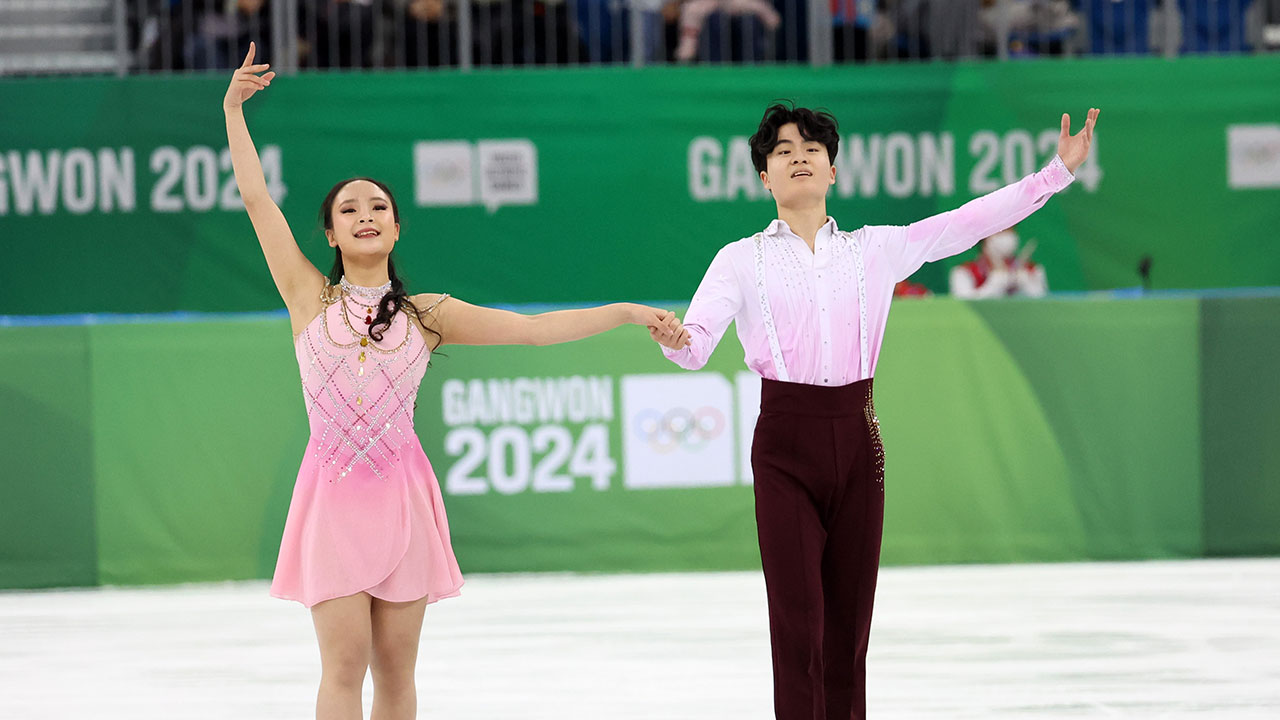 피겨 <b>김지니</b>-<b>이나무</b>, 청소년올림픽 <b>아이스댄스</b> 4위