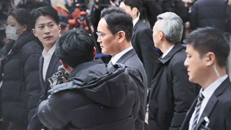 '승계 뇌물' <b>대법원</b>에서는 유죄였는데, 무죄 판결 이유는