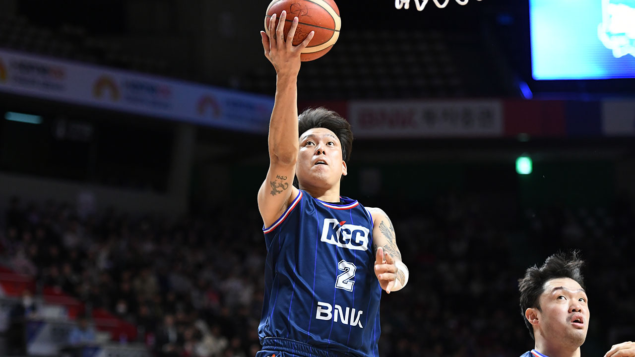 프로농구 KCC, kt에 역전승…<b>최준용</b> 26점·허웅 22점