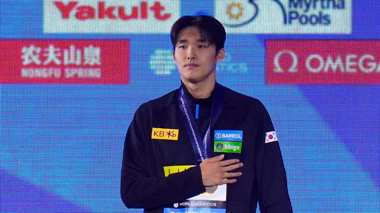 <b>김우민</b>, <b>남자</b> 자유형 1,500ｍ 파리 올림픽 출전권 확보