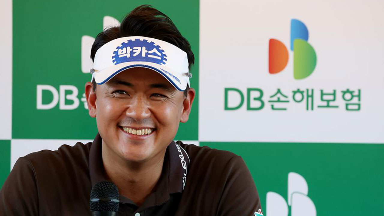 <b>박상현</b>, 벙커샷 이글 한방…DB손보 오픈 3R 단독 <b>선두</b>