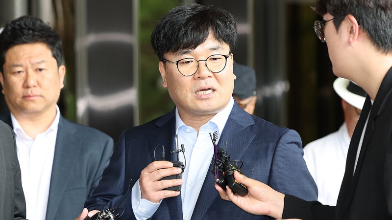 검찰, '김 여사 <b>명품백</b> 구매 · 보도' <b>서울의소리 기자</b> 소환