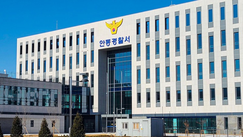 "손님이 <b>보이스피싱 수거책</b> 같다"…택시 기사 눈썰미로 범인 검거
