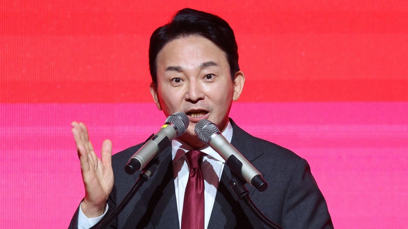 <b>원희룡</b> "주3일 출근 · 이틀 재택…하이브리드 <b>근무제</b>"