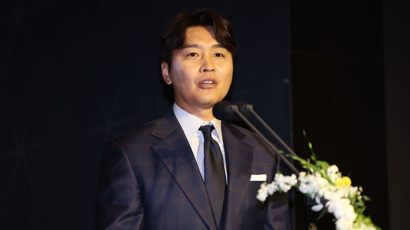 박지성에 이어 <b>이동국</b>도 <b>축구협회</b> 비판…"<b>박주호</b> 법적대응은 아니다"