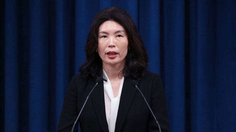 윤 대통령, 초대 저출생수석에 '40대 쌍둥이 엄마' <b>유혜미 교수</b> 임명