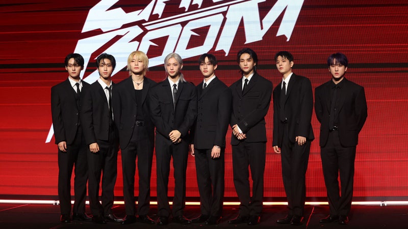 <b>스트레이</b> 키즈, '빌보드 200' 5번째 <b>1위</b>…BTS 지민 2위
