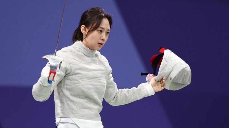 [올림픽] 펜싱 여자 사브르 <b>윤지수</b>, 첫판서 상쾌한 승리