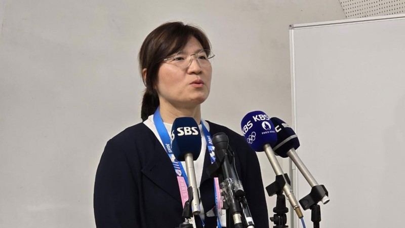 <b>장미란</b> 문체부 차관, IOC <b>부위원장</b> 만나 재발 방지 요청