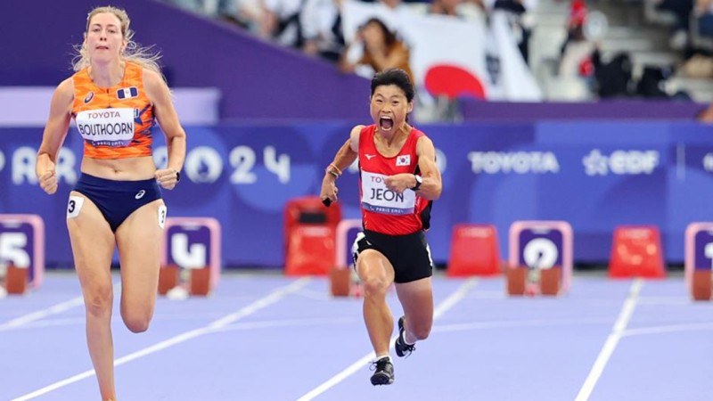 '장애인 <b>육상</b> 전설' <b>전민재</b>, 100ｍ 결선서 7위…후회 없는 역주