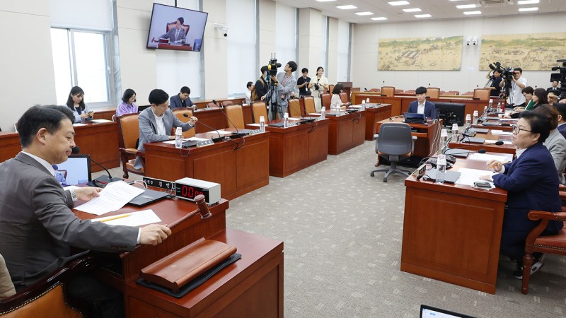 <b>교육위</b> '김여사 논문' 국감 <b>증인</b>에 숙대 전 총장 야당 단독 의결