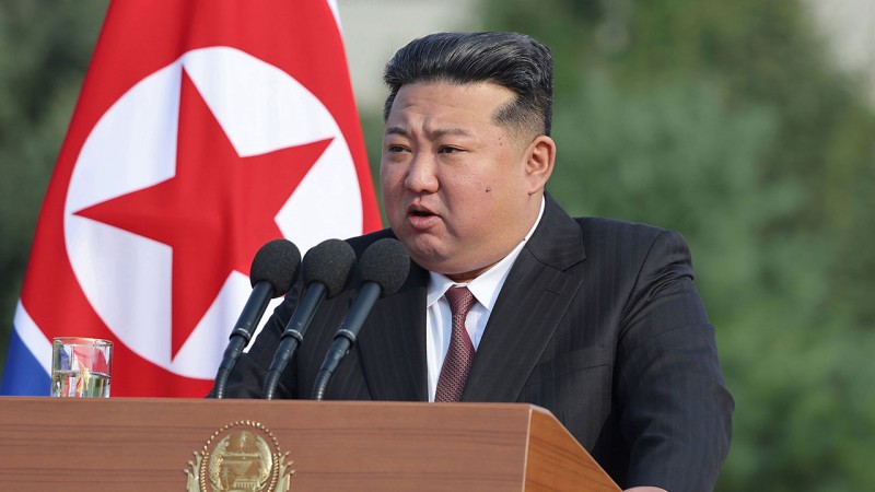 <b>국정원</b> "북한, <b>김정은 암살</b> 가능성 의식해 경호 수위 격상"