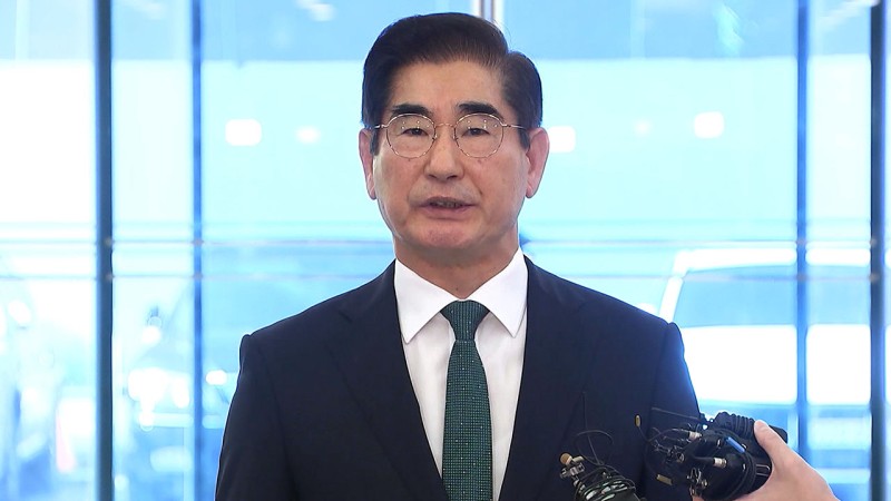 민주, <b>김용현 국방장관</b> 탄핵소추안 발의