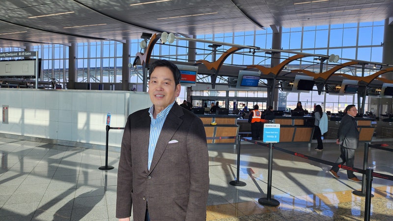 <b>정용진</b> "<b>트럼프</b>와 10∼15분 대화…내용은 공개 못해"